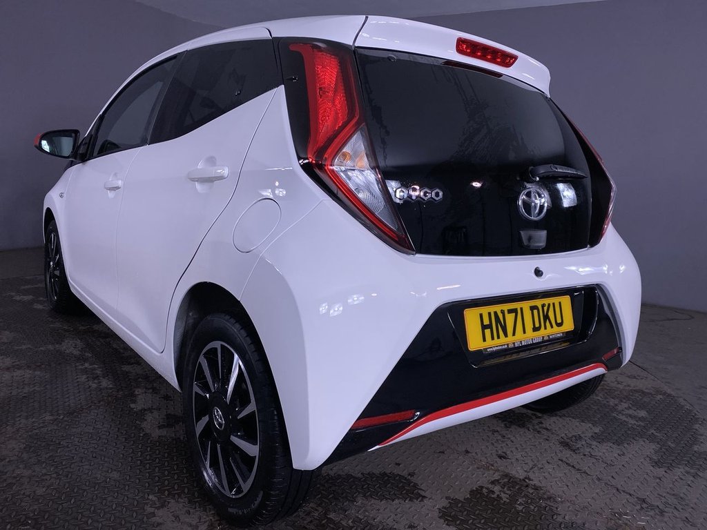 Used Toyota AYGO 2021 for sale - 76820331: Photo 14