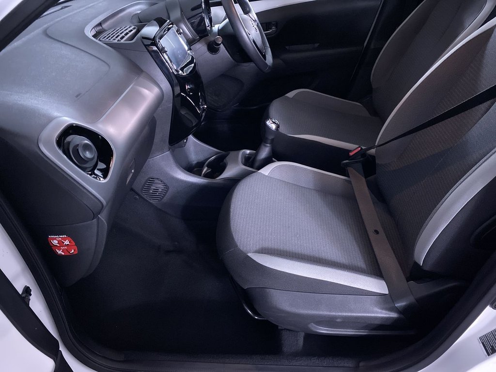 Used Toyota AYGO 2021 for sale - 76820331: Photo 17