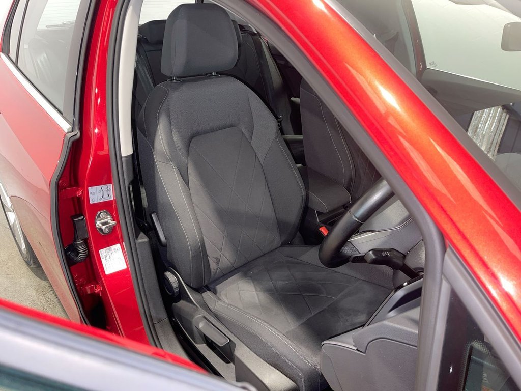 Used Volkswagen Golf 2021 for sale - 76840946: Photo 5