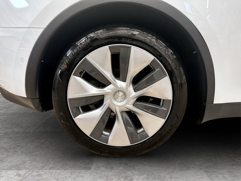 Used Tesla Model Y 2022 for sale - 77685438: Photo 10