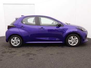 Used Mazda Mazda2 HYBRID 2024 for sale - 76792292: Photo