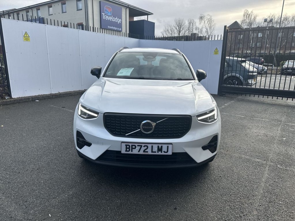 Used Volvo XC40 2023 for sale - 77498410: Photo 3