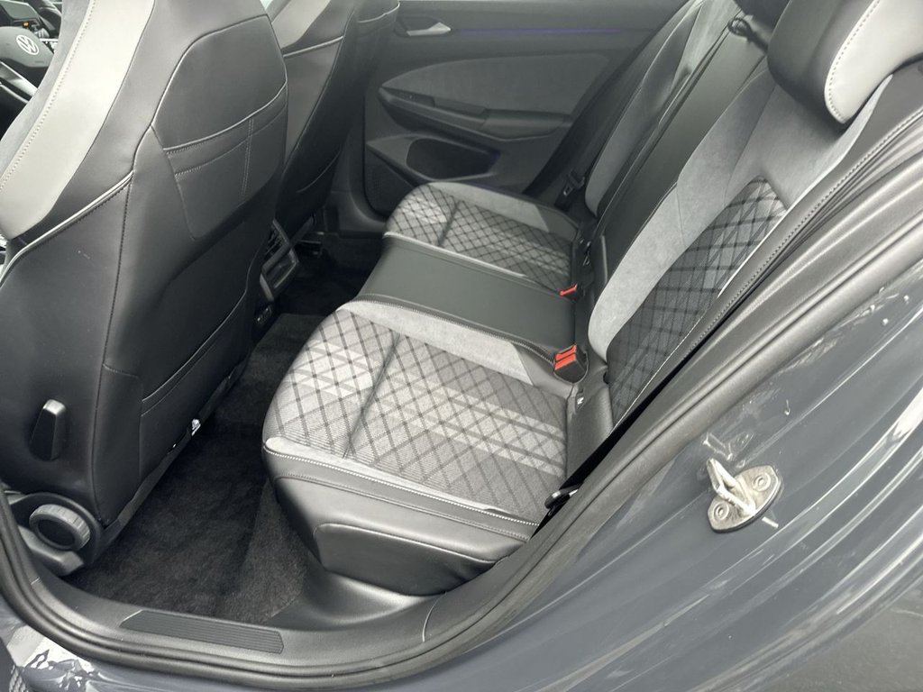 Used Volkswagen Golf 2024 for sale - 77498599: Photo 17