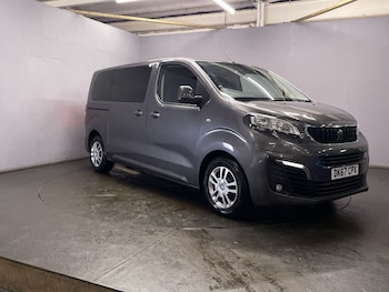Used Peugeot Traveller 2017 for sale - 78227381: Photo
