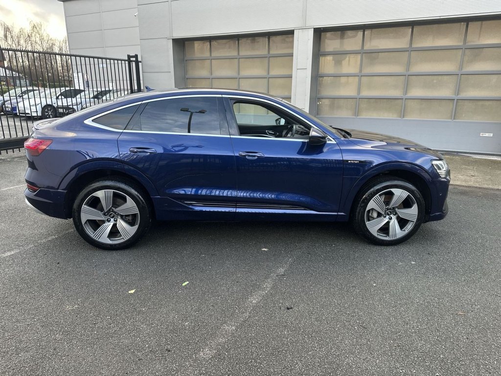 Used Audi e-tron 2022 for sale - 77188712: Photo 16