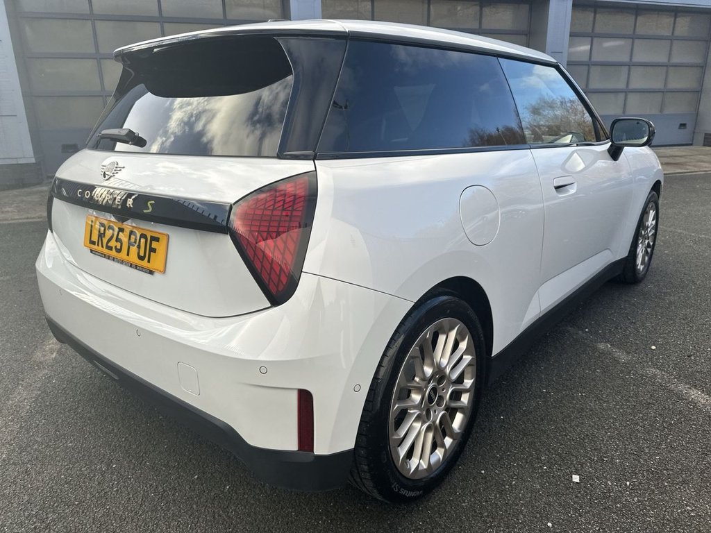 Used MINI Electric Cooper 2025 for sale - 77122007: Photo 8