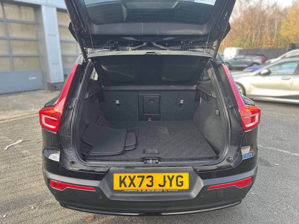 Used Volvo XC40 2023 for sale - 76792076: Photo 13