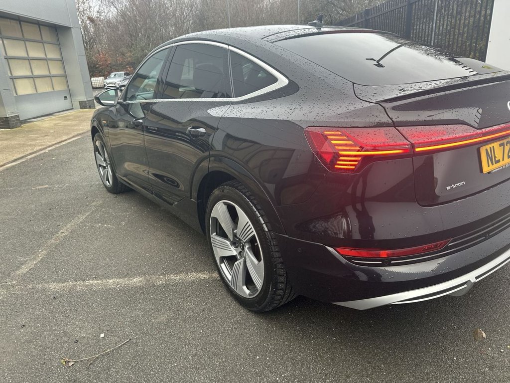 Used Audi e-tron 2022 for sale - 77139953: Photo 13