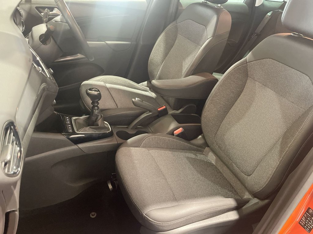 Used Vauxhall Crossland 2022 for sale - 76840854: Photo 16