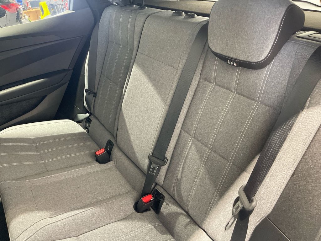 Used Renault Megane E Tech 2023 for sale - 77007023: Photo 17