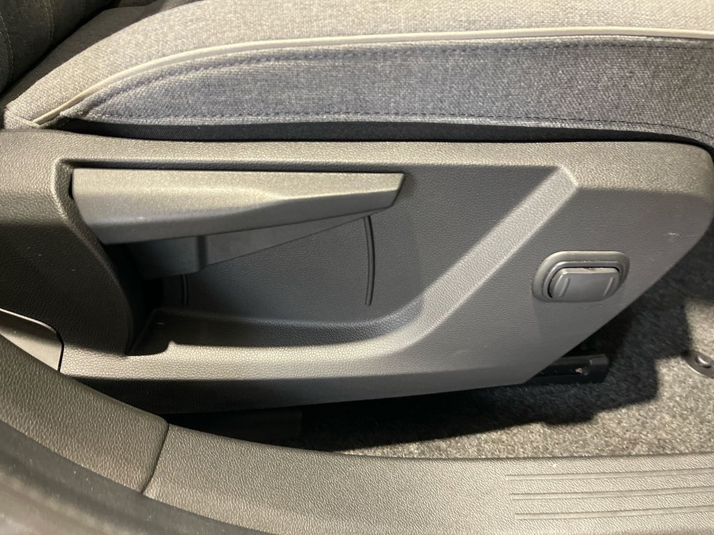 Used Renault Megane E Tech 2023 for sale - 77007023: Photo 22