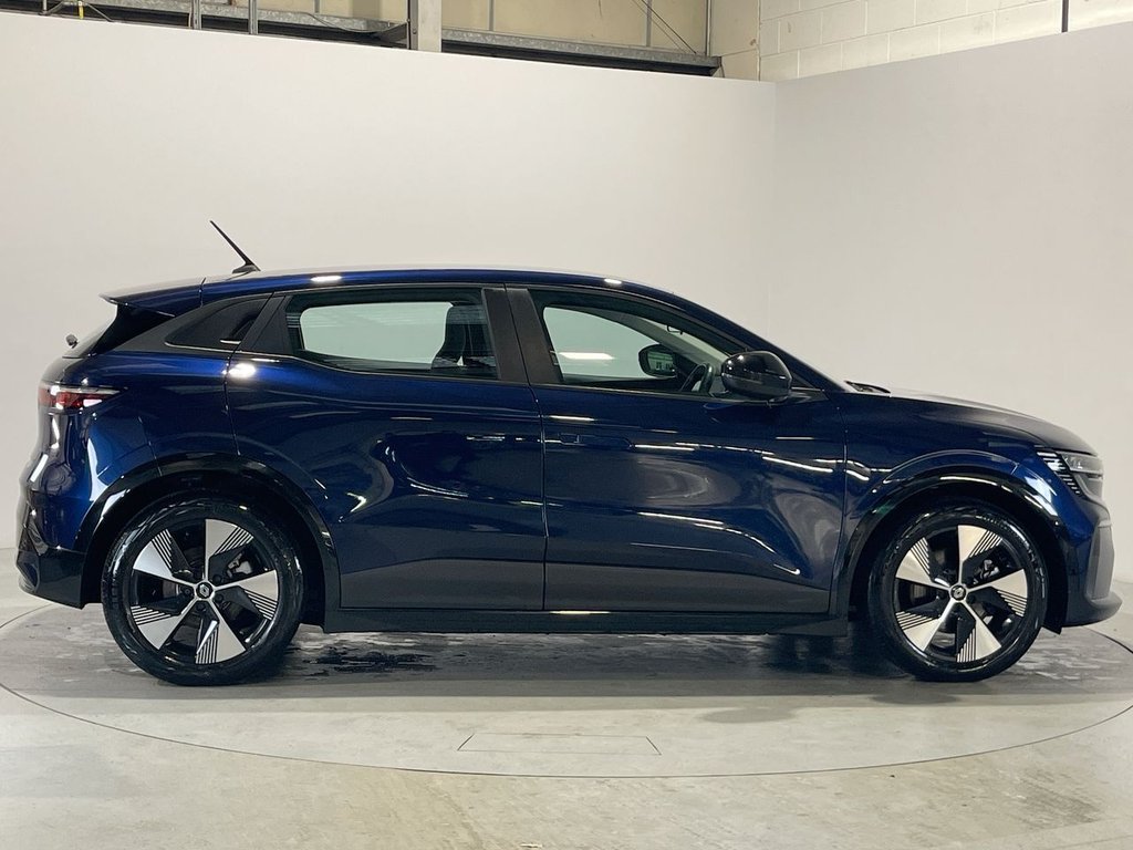 Used Renault Megane E Tech 2023 for sale - 77007023: Photo 9