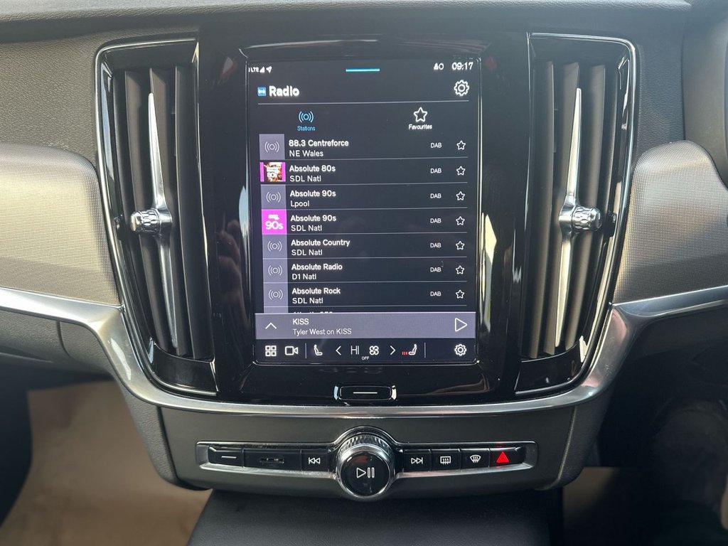 Used Volvo V90 2022 for sale - 76792083: Photo 25