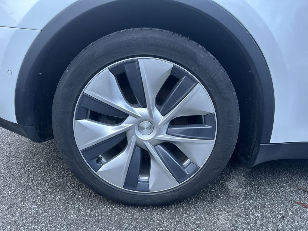 Used Tesla Model Y 2022 for sale - 76900720: Photo 11