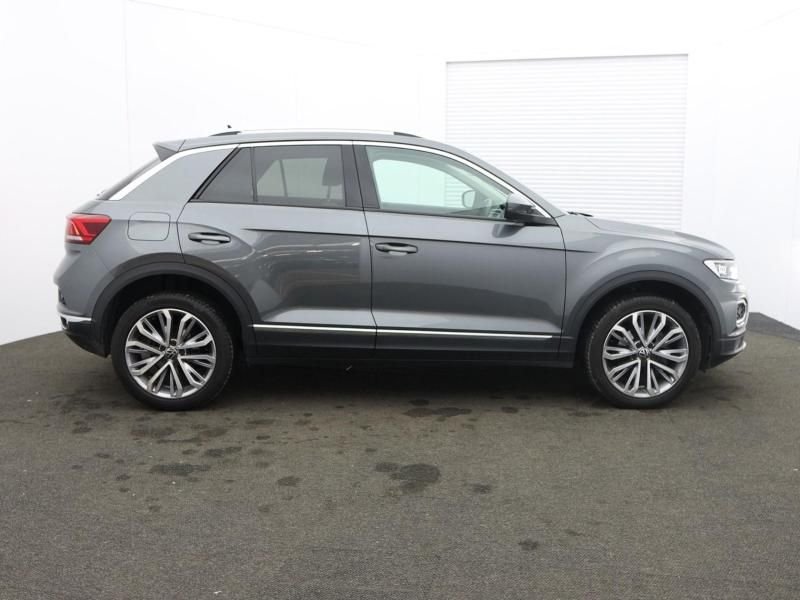 Used Volkswagen T-Roc 2021 for sale - 76792280: Photo 2