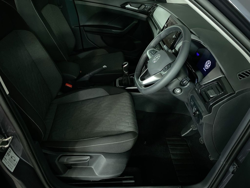 Used Volkswagen T-Cross 2024 for sale - 76820304: Photo 15