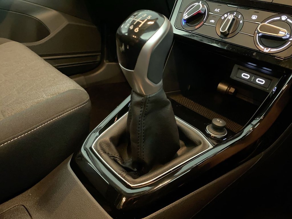 Used Volkswagen T-Cross 2024 for sale - 76820304: Photo 21