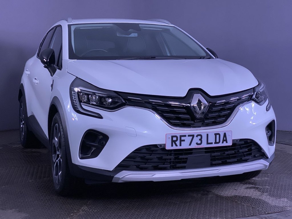 Used Renault Captur 2024 for sale - 76820491: Photo 2