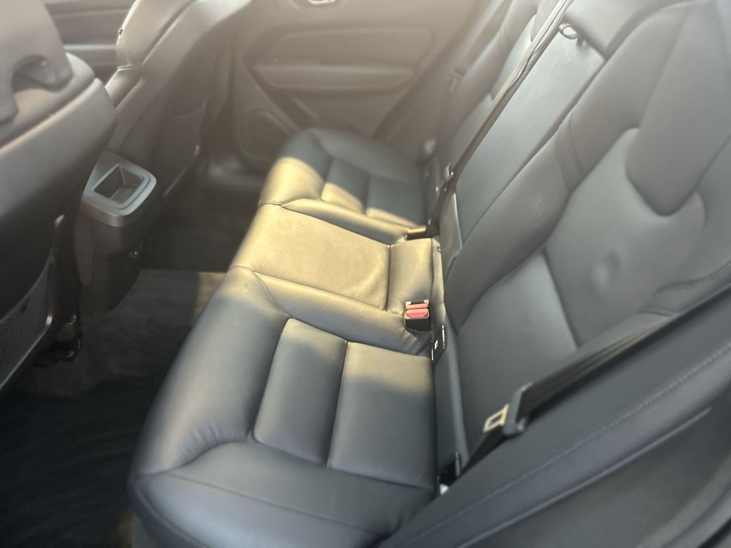 Used Volvo XC60 2022 for sale - 77520570: Photo 17
