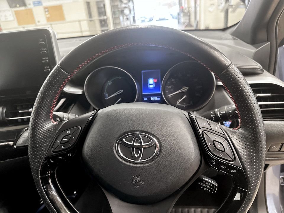 Used Toyota C-HR 2021 for sale - 77654572: Photo 13