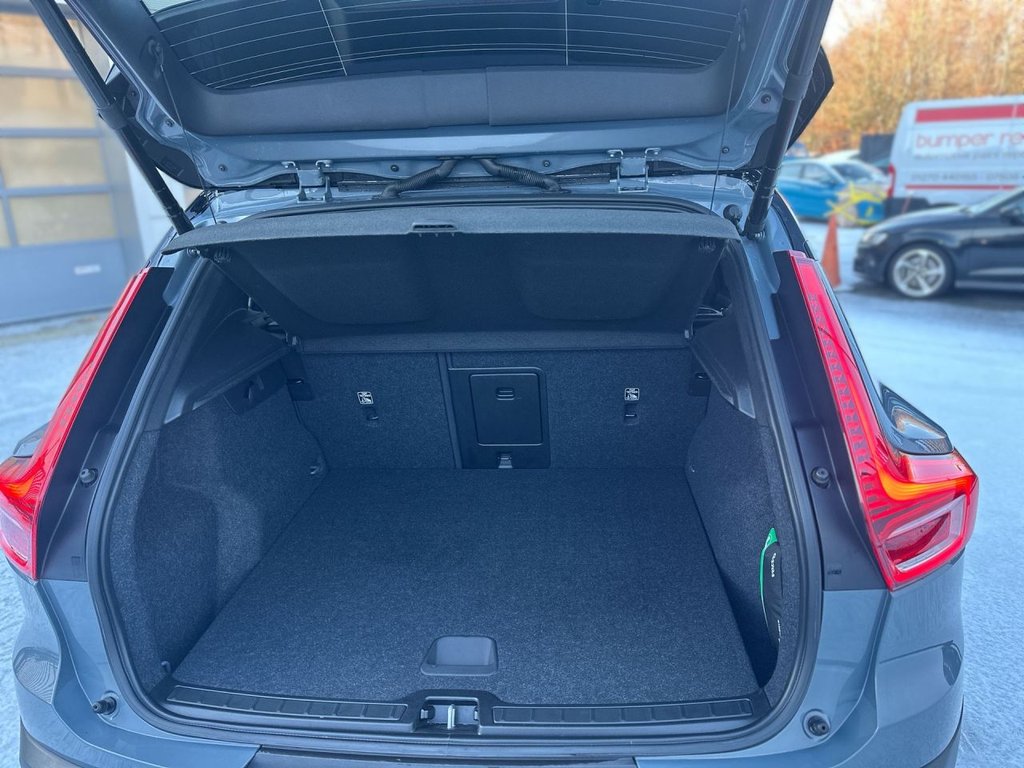 Used Volvo XC40 2021 for sale - 76792385: Photo 12