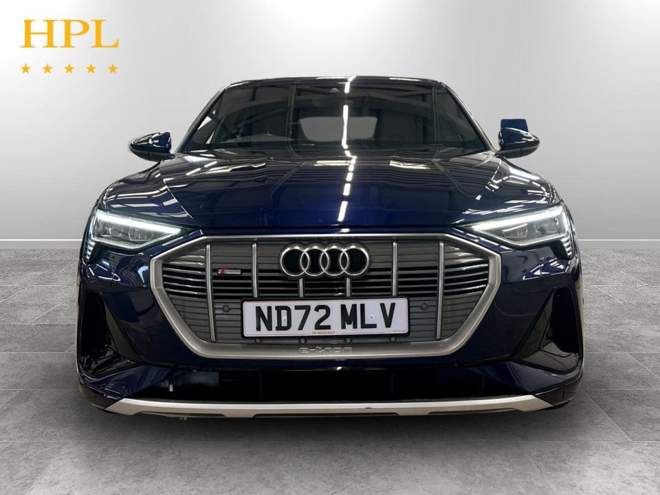 Used Audi e-tron 2023 for sale - 77748526: Photo 2