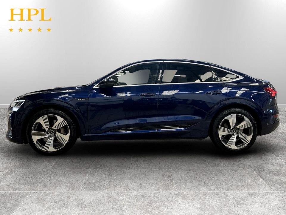 Used Audi e-tron 2023 for sale - 77748526: Photo 4