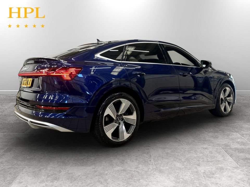 Used Audi e-tron 2023 for sale - 77748526: Photo 7