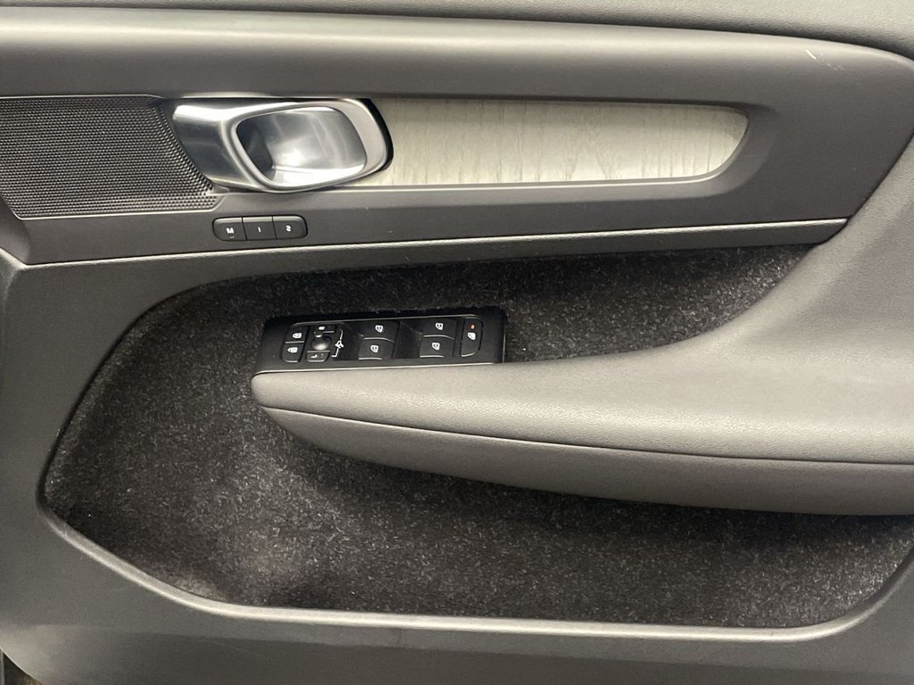 Used Volvo XC40 2020 for sale - 77332977: Photo 24