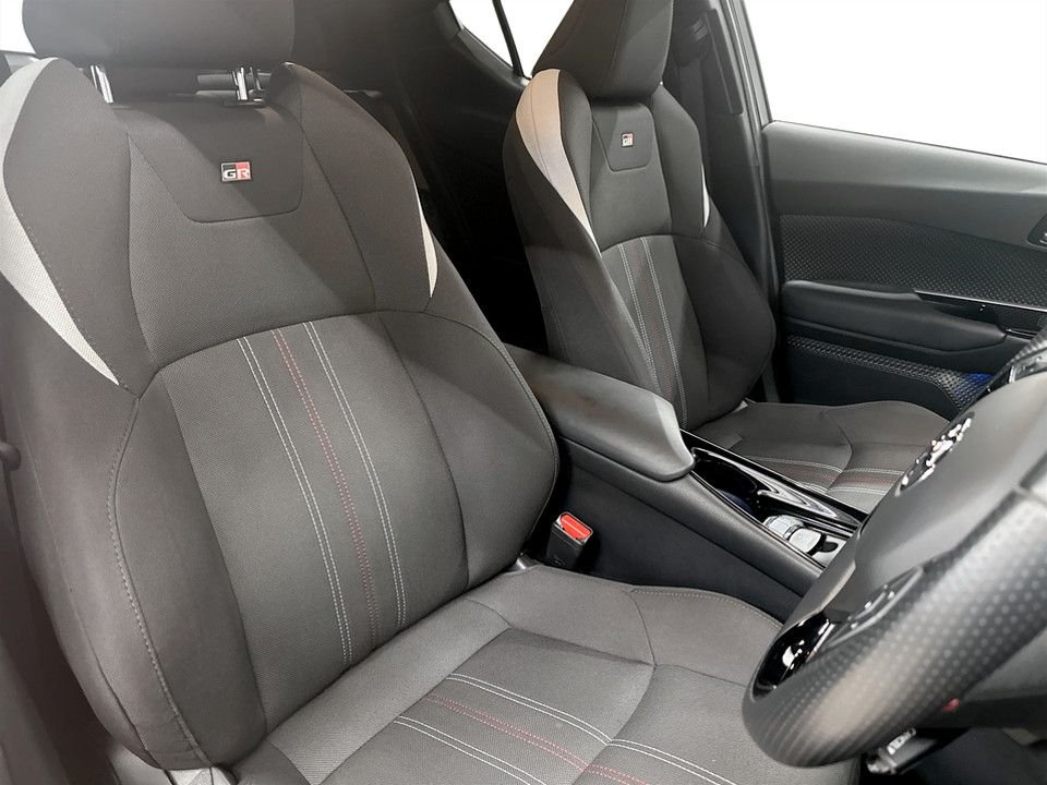 Used Toyota C-HR 2023 for sale - 78017031: Photo 11