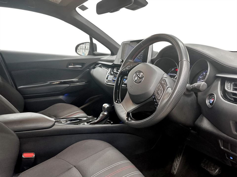 Used Toyota C-HR 2023 for sale - 78017031: Photo 12
