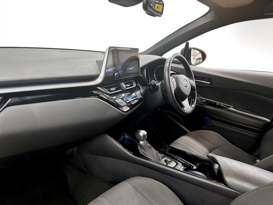 Used Toyota C-HR 2023 for sale - 78017031: Photo 15