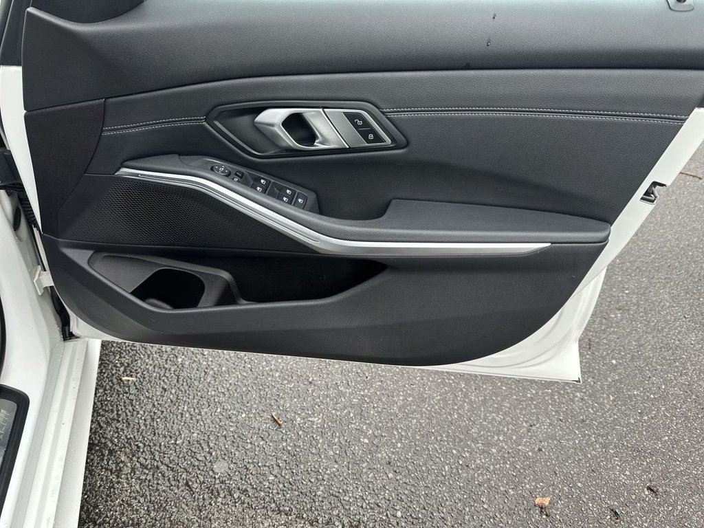 Used BMW 3 Series 2021 for sale - 77010107: Photo 23