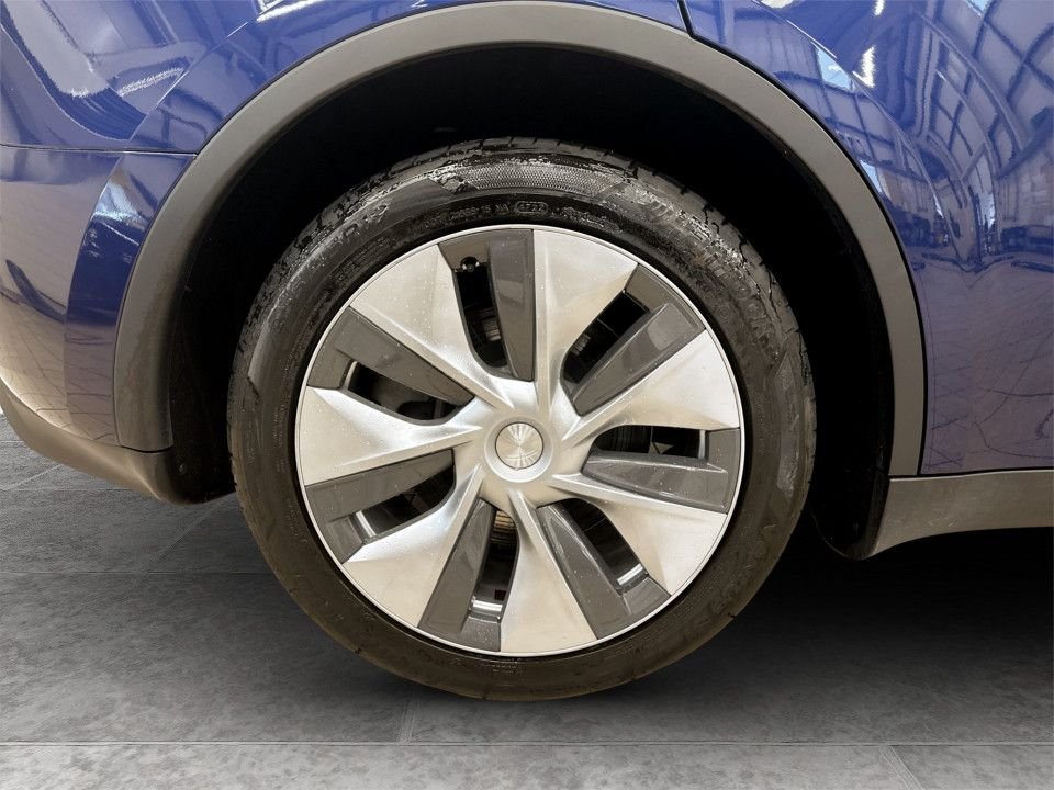Used Tesla Model Y 2023 for sale - 77904653: Photo 10