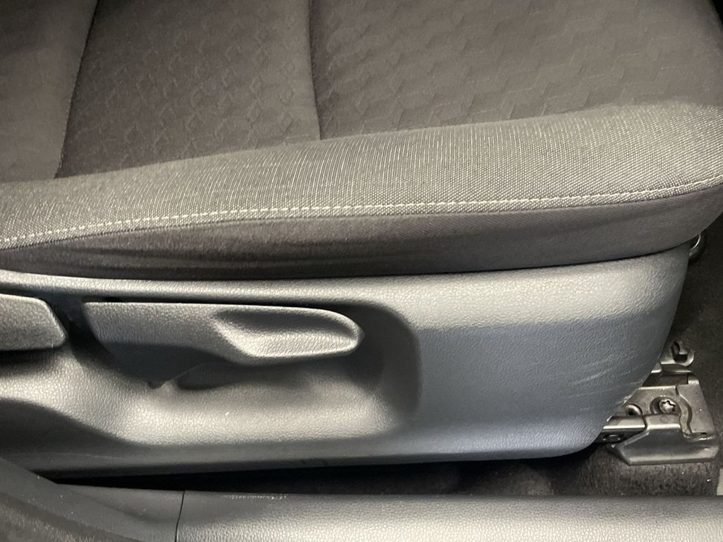 Used Toyota Yaris 2022 for sale - 77498504: Photo 22