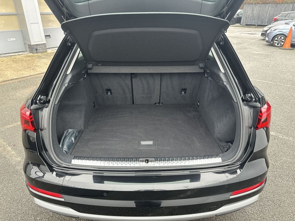 Used Audi Q3 2019 for sale - 76923746: Photo 12