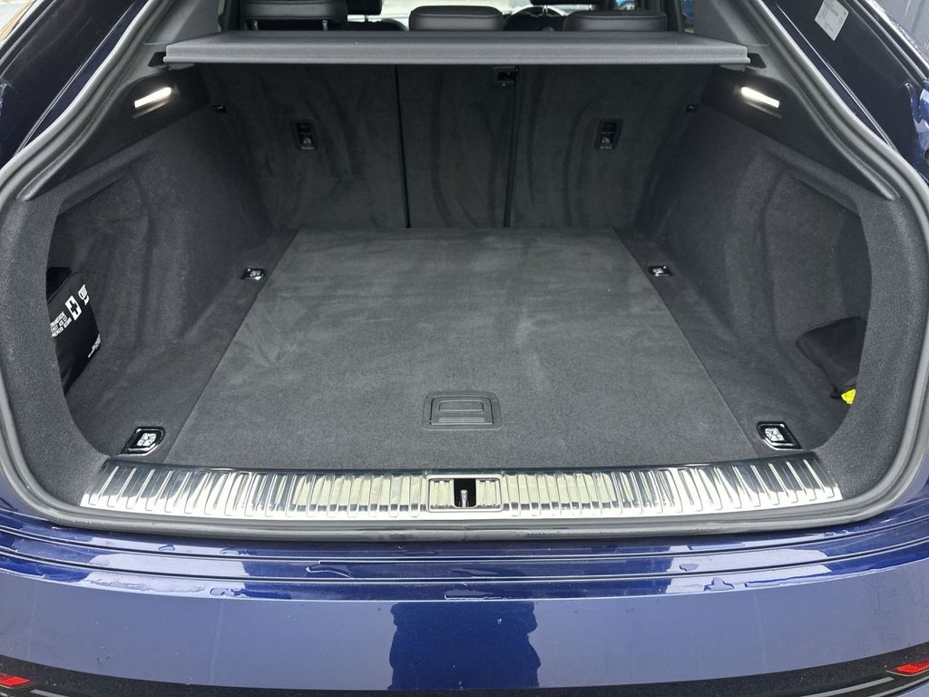 Used Audi e-tron 2023 for sale - 77719508: Photo 12