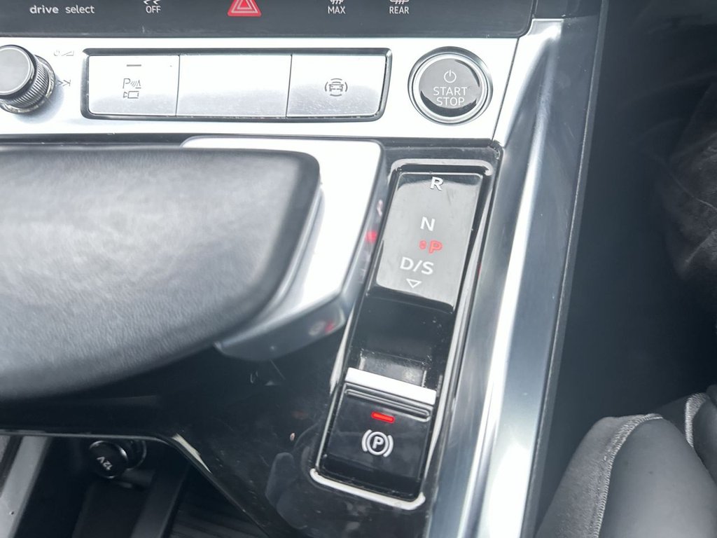 Used Audi e-tron 2023 for sale - 77719508: Photo 19