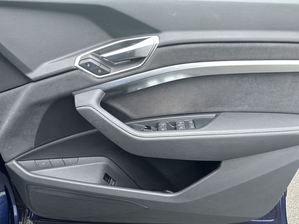 Used Audi e-tron 2023 for sale - 77719508: Photo 25