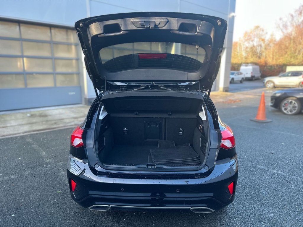 Used Ford Focus 2021 for sale - 76973726: Photo 12