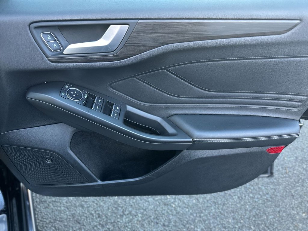 Used Ford Focus 2021 for sale - 76973726: Photo 23