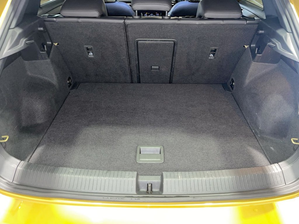 Used Volkswagen T-Roc 2021 for sale - 76841075: Photo 12