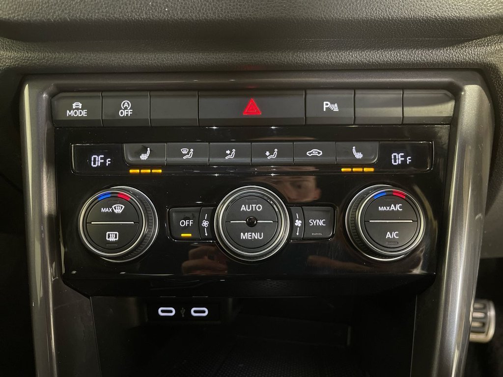 Used Volkswagen T-Roc 2021 for sale - 76841075: Photo 22