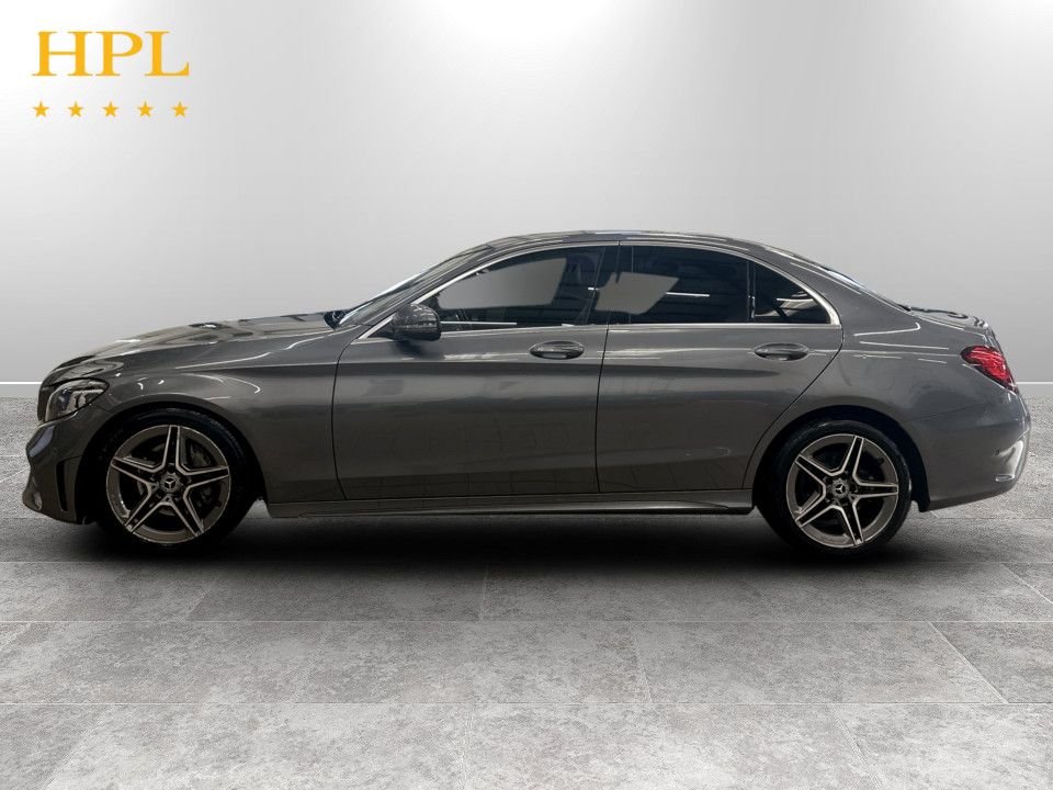 Used Mercedes-Benz C Class 2021 for sale - 77941760: Photo 4