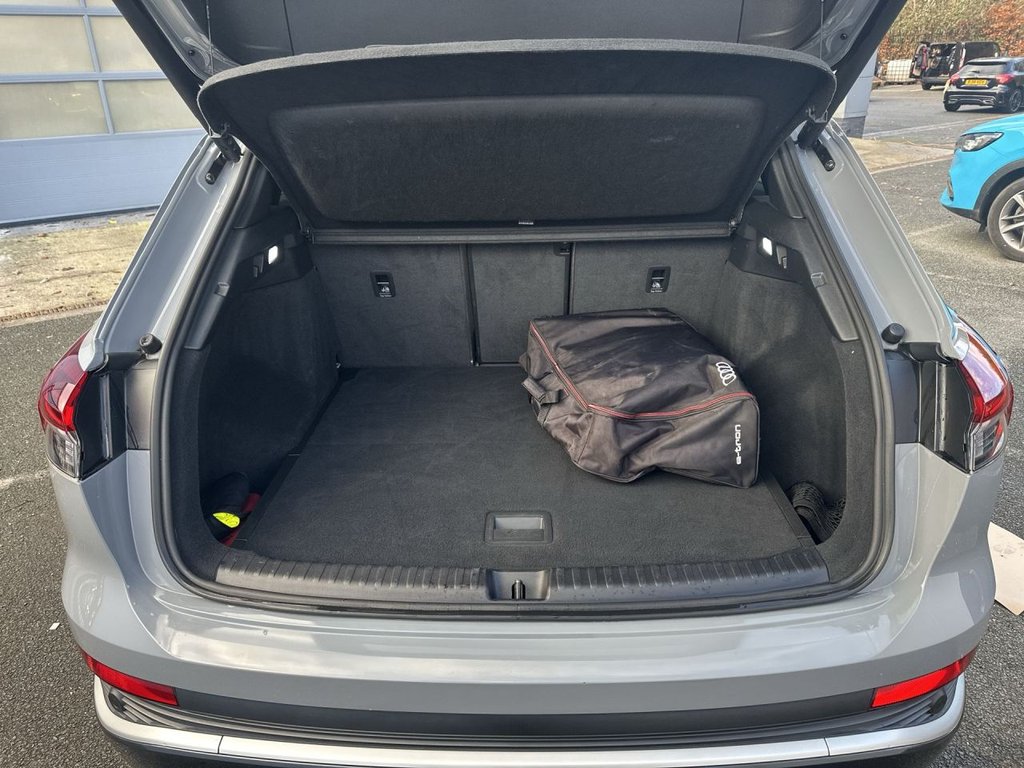 Used Audi Q4 e-tron 2022 for sale - 76792140: Photo 11