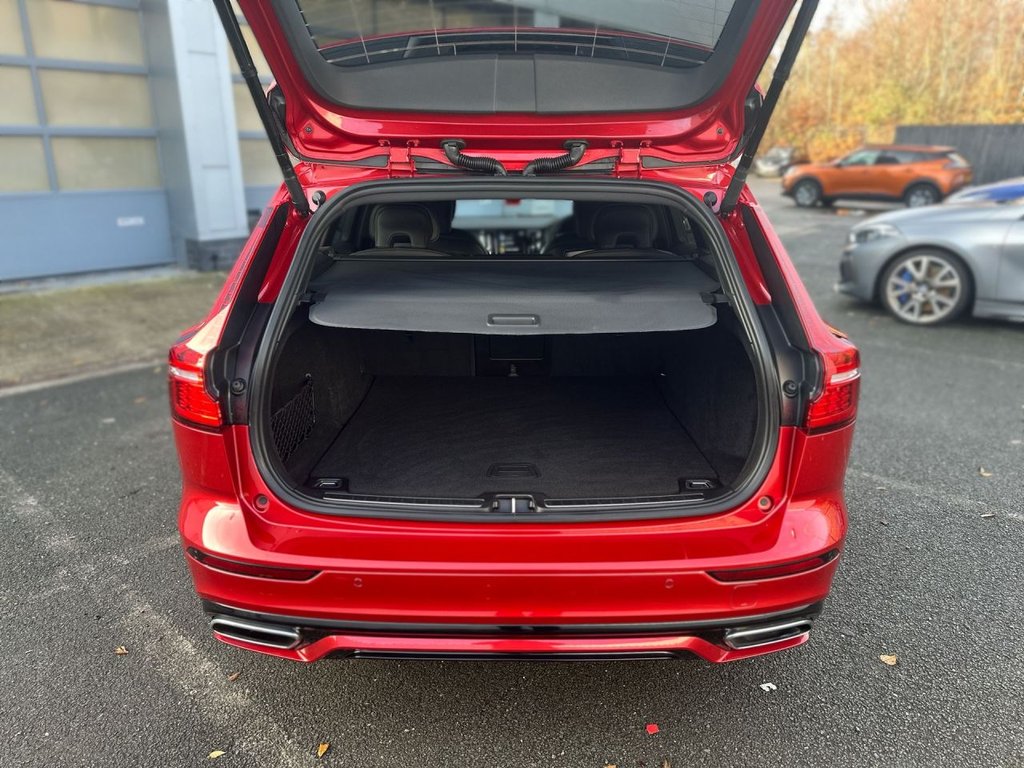 Used Volvo V60 2022 for sale - 76792078: Photo 12