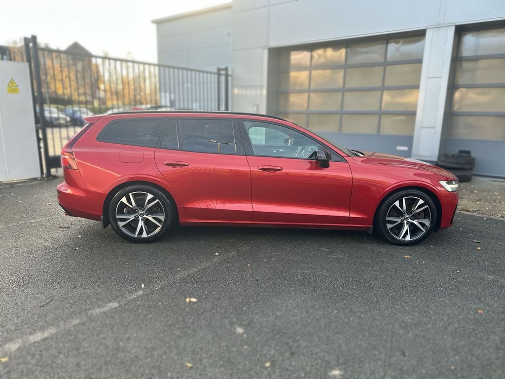 Used Volvo V60 2022 for sale - 76792078: Photo 9