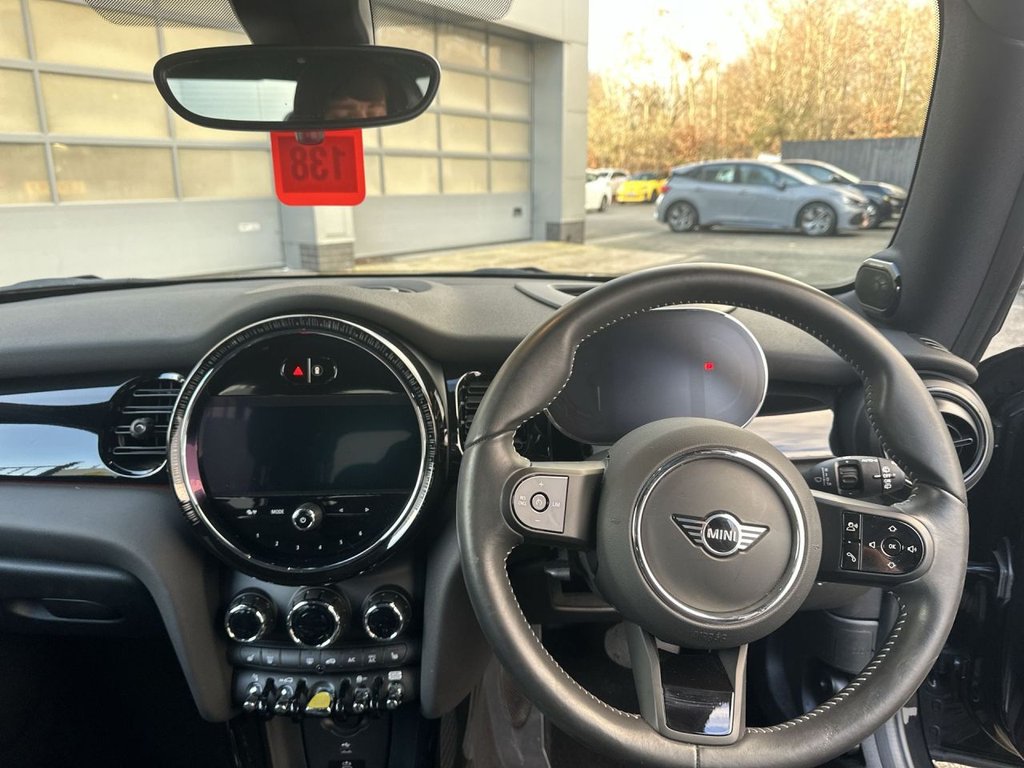 Used MINI Electric Hatch 2022 for sale - 77122010: Photo 14