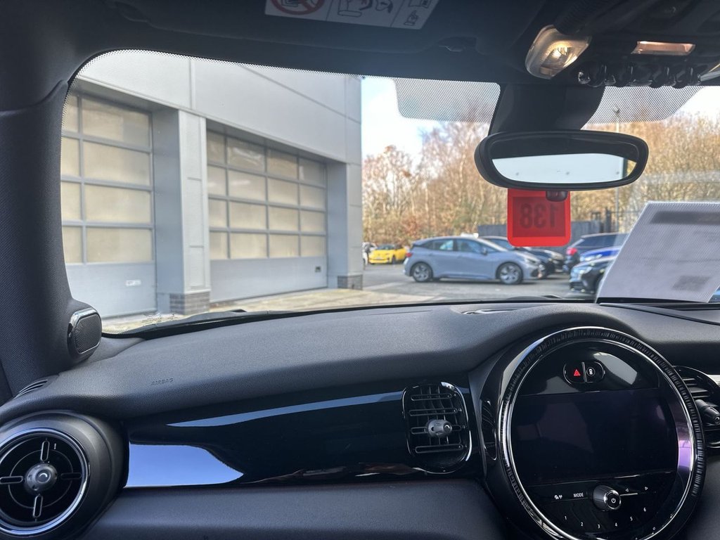 Used MINI Electric Hatch 2022 for sale - 77122010: Photo 16