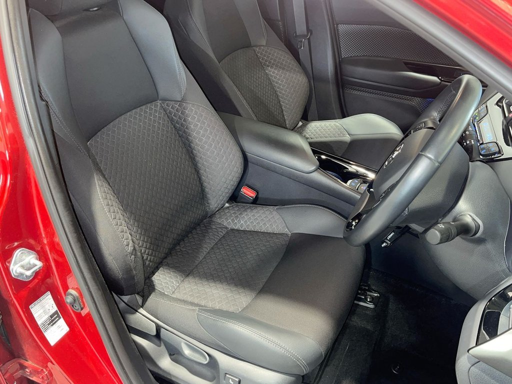 Used Toyota C-HR 2022 for sale - 77110692: Photo 5